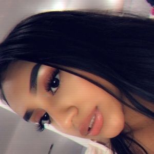 Meet your Posher, Keyla